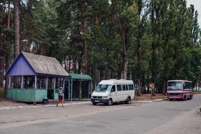 Автостанція Десна