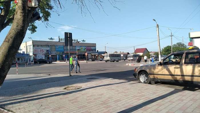 Автостанція Волочиськ