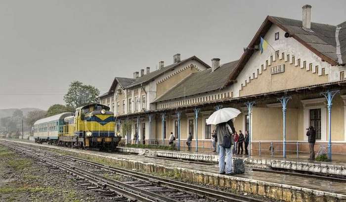 Автостанція Хирів