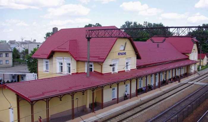 Автостанція Красне