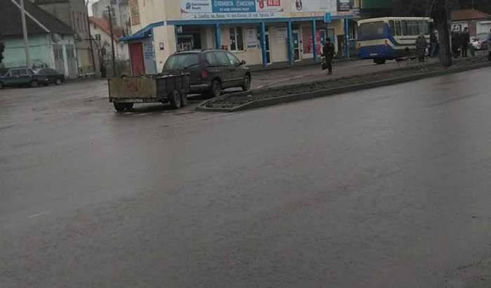 Автостанція Рудки