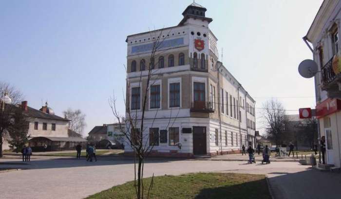 Автостанція Яворів