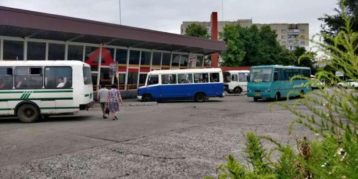 Автостанція Вараш
