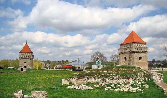 Автостанція Скалат